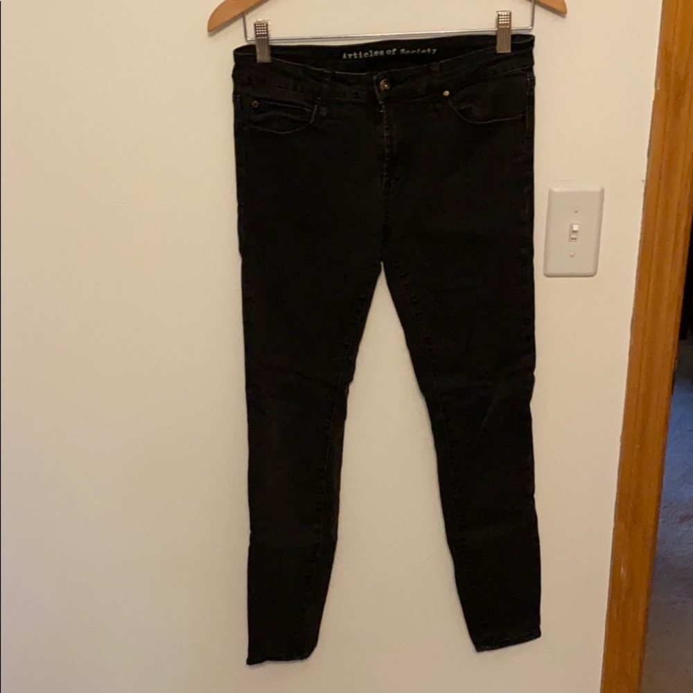 Black skinny jeans